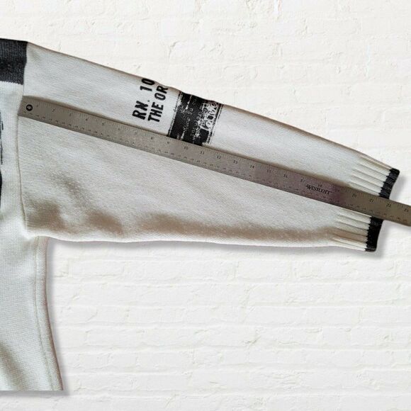 Lot 29 Sweater Vintage White with Black Text Men's Size XL - Picture 11 of 12